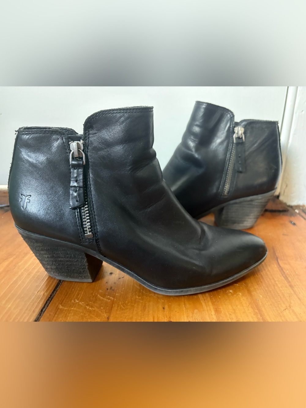 FRYE Judith Zip Bootie in Black, Women’s Size 6.5 - Leather Fall Autumn Onyx